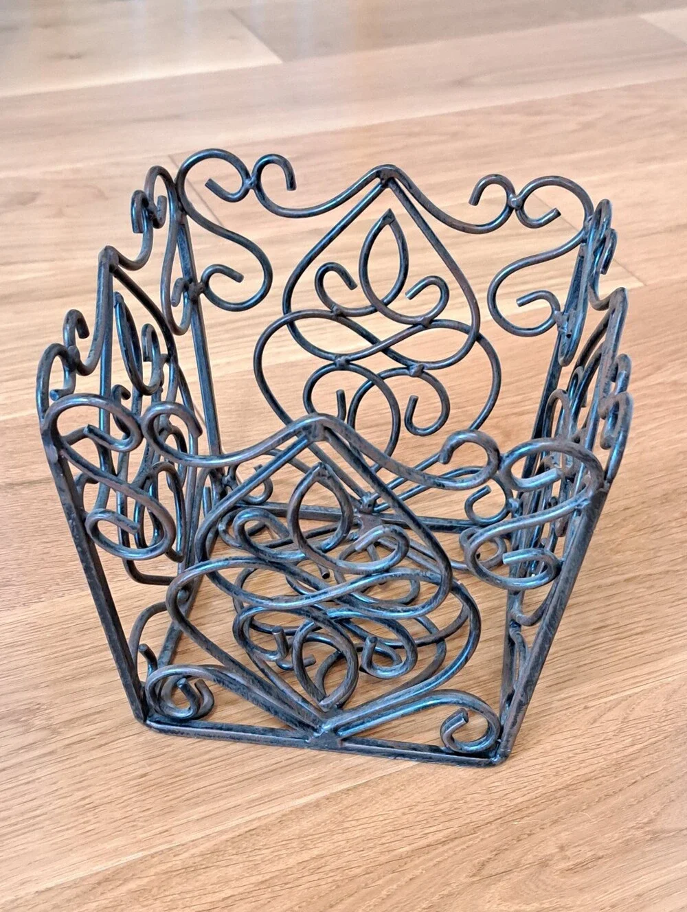 Southern Living at Home Rosedale Planter Scroll Metal Iron Basket 6
